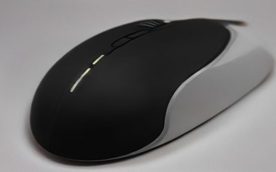 Wired vs Wireless Gaming Gear: Which Is Better?